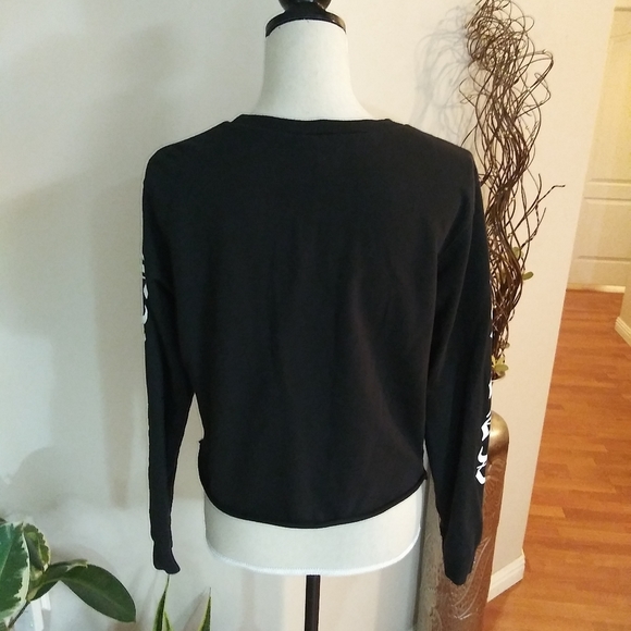 H&M Creed Pullover - Picture 3 of 6